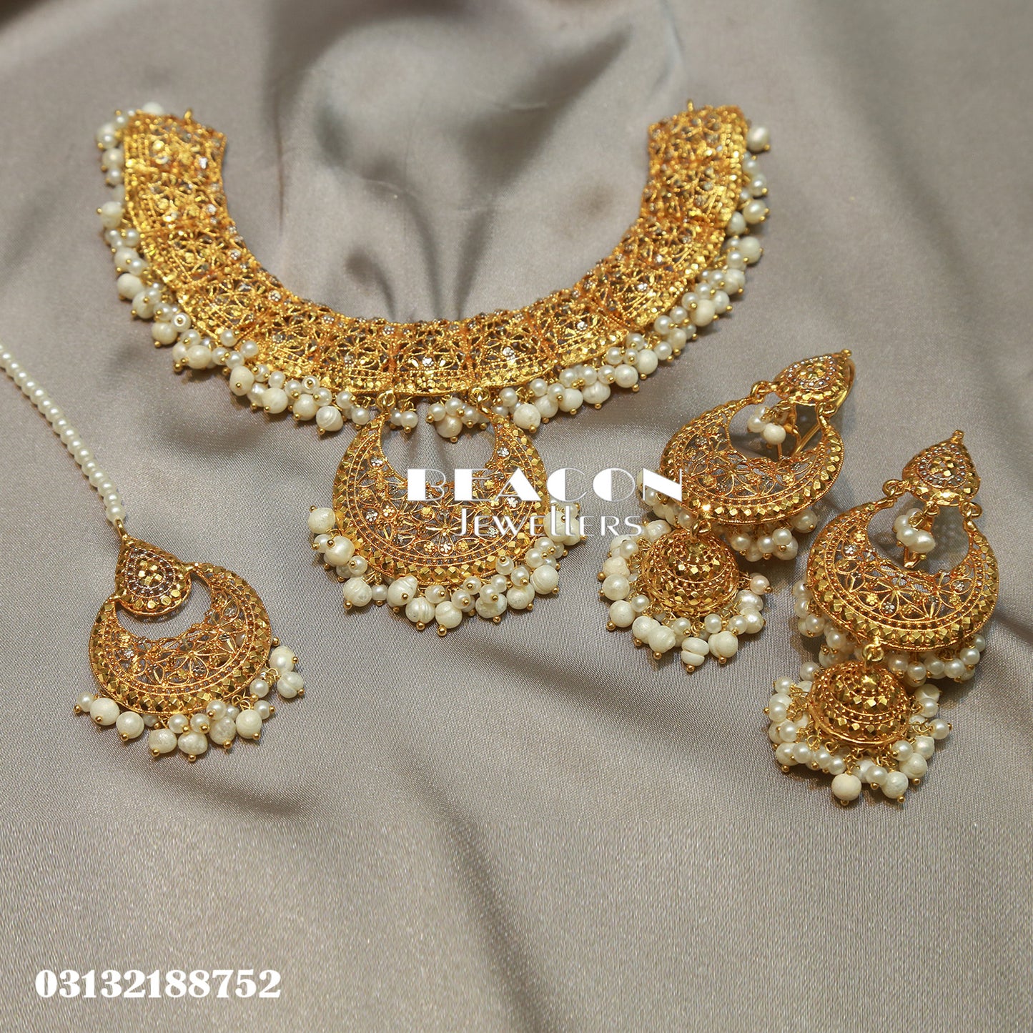 Necklace Set With Tika and Earrings