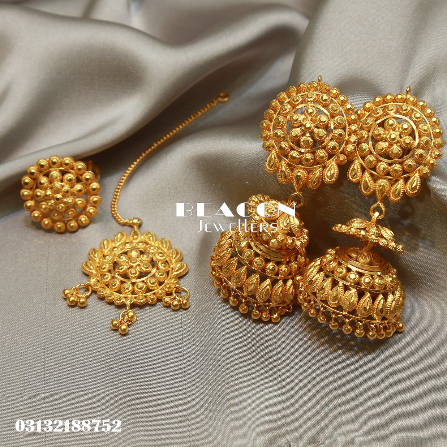 Necklace Ring Bindi and Earrings 15