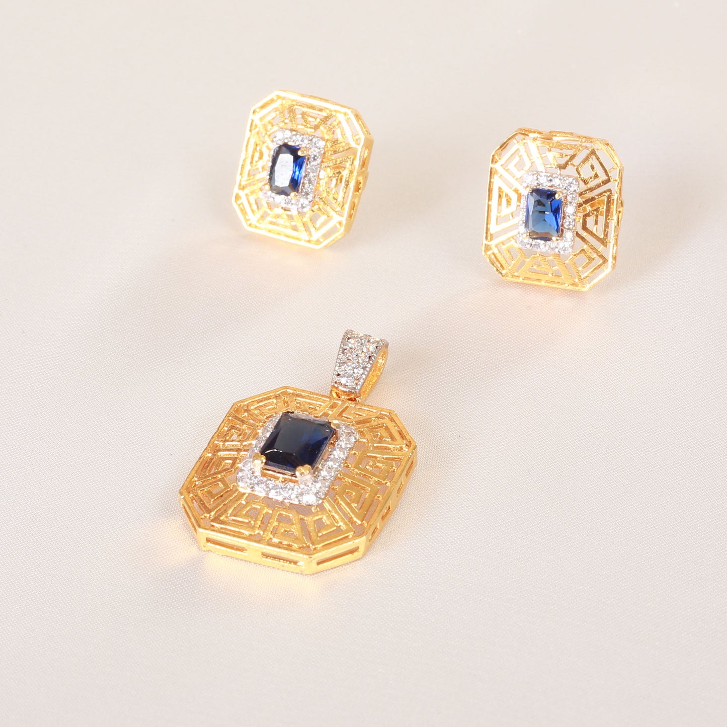 pendant set
