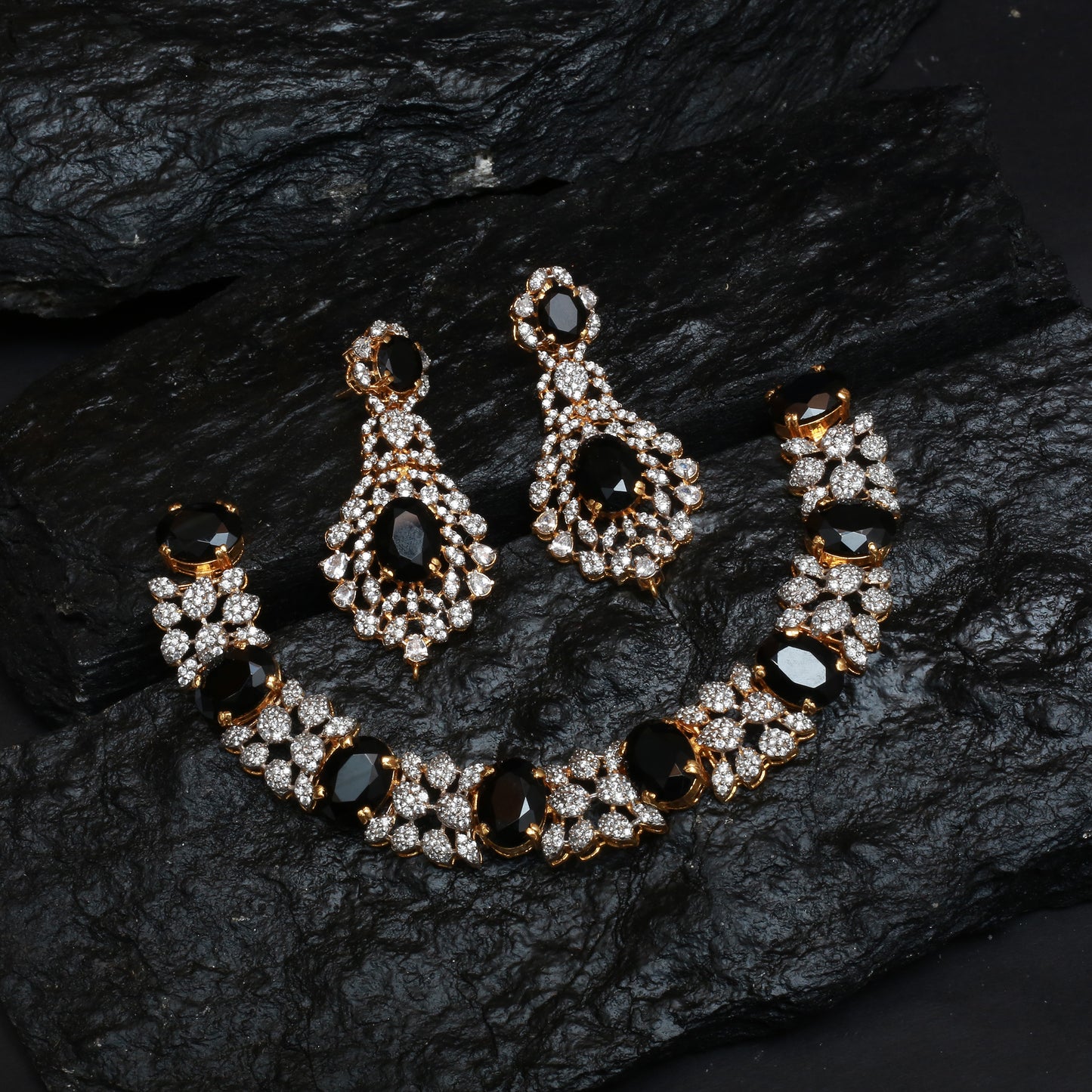 Necklace Set with Earrings