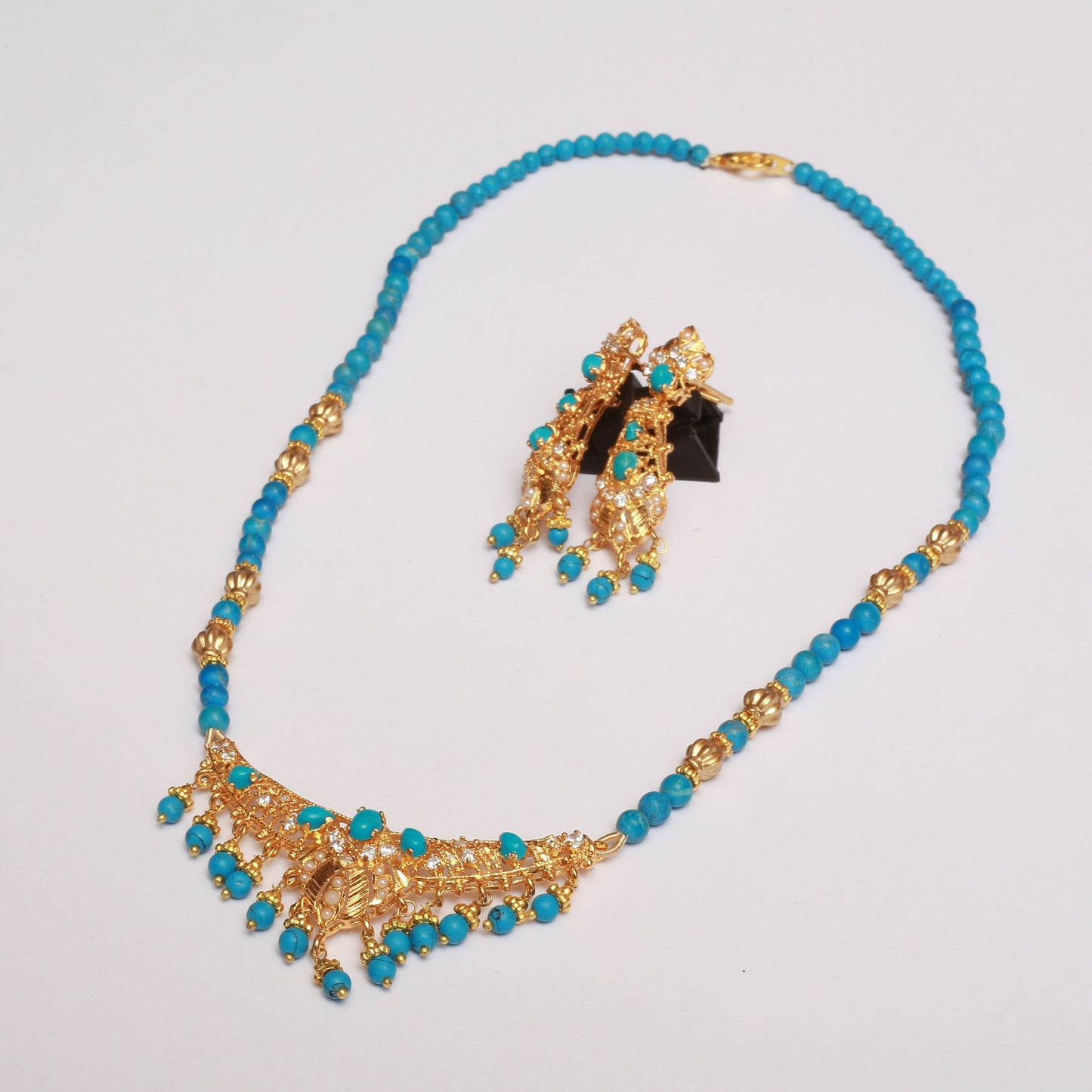 Necklace Set WIth Earrings