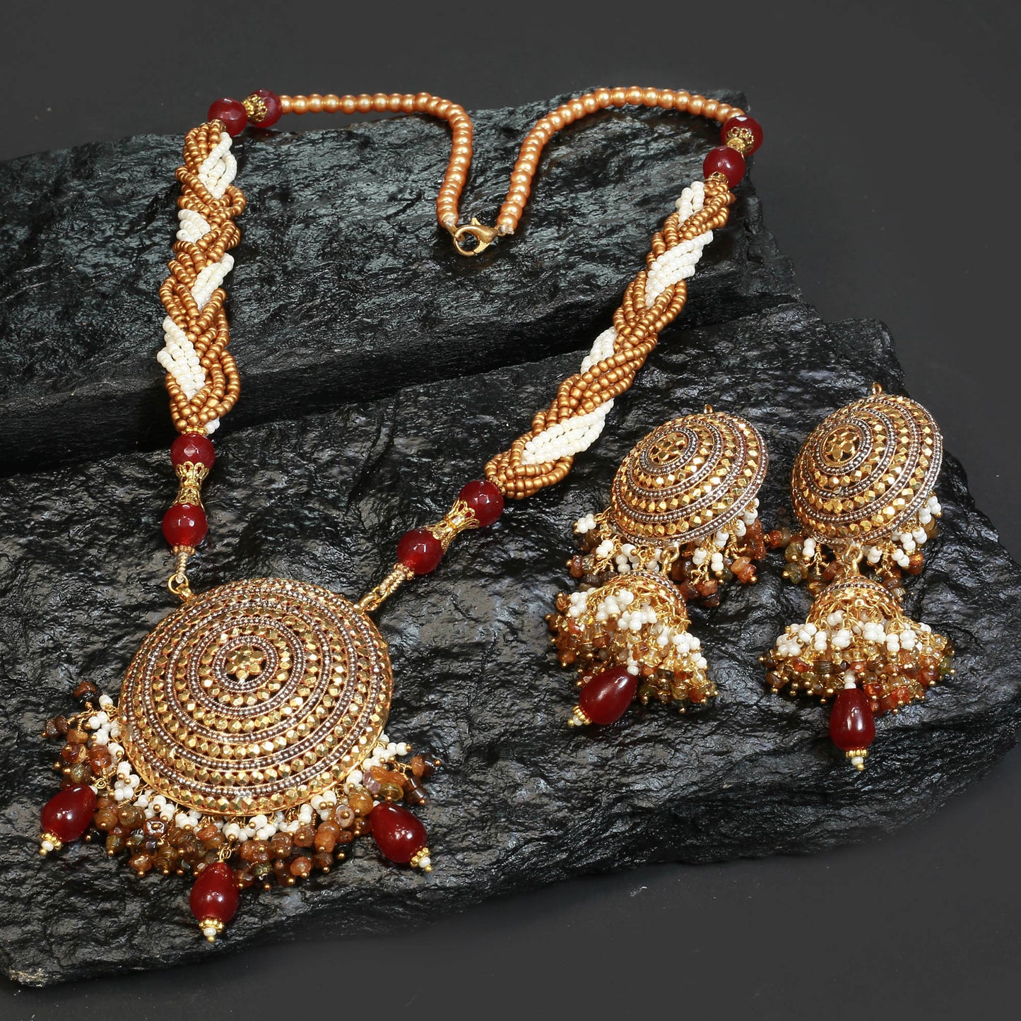 Malla With Earring.
