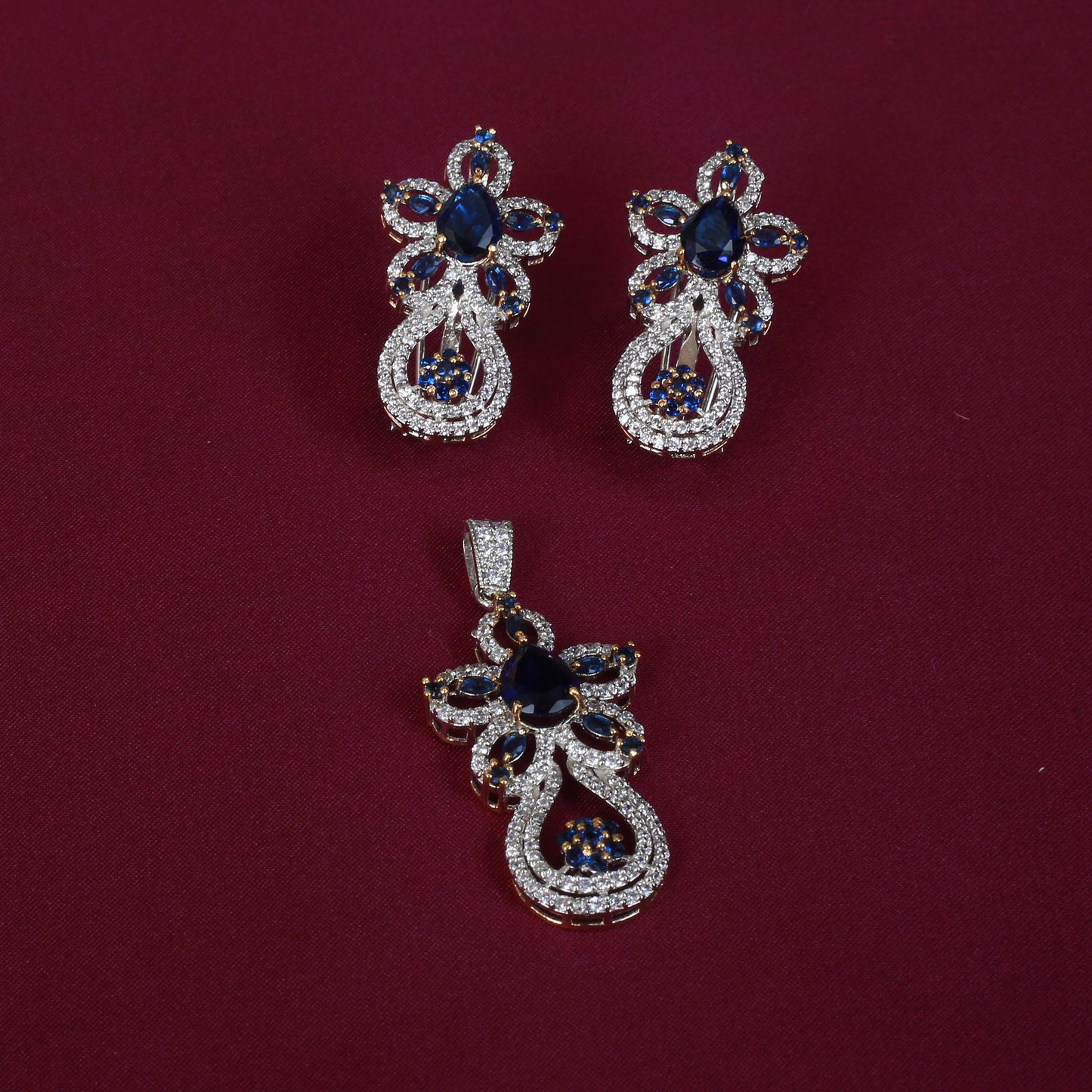 Pendant Set BA1087