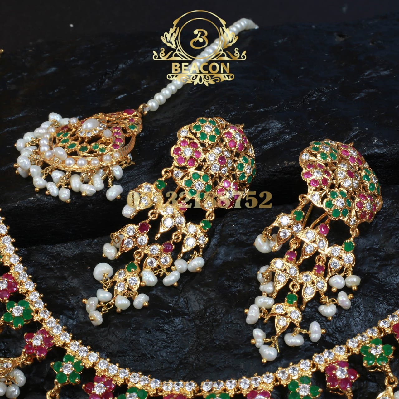 Necklace Set With Earring and Tika
