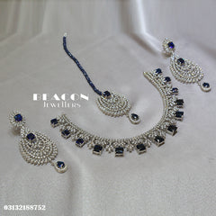 Necklace with Bindi and Earrings 04