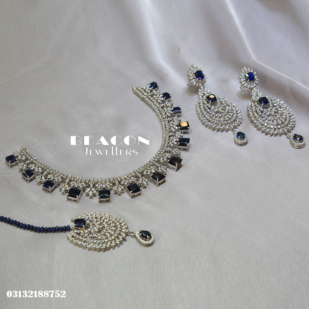 Necklace with Bindi and Earrings 04