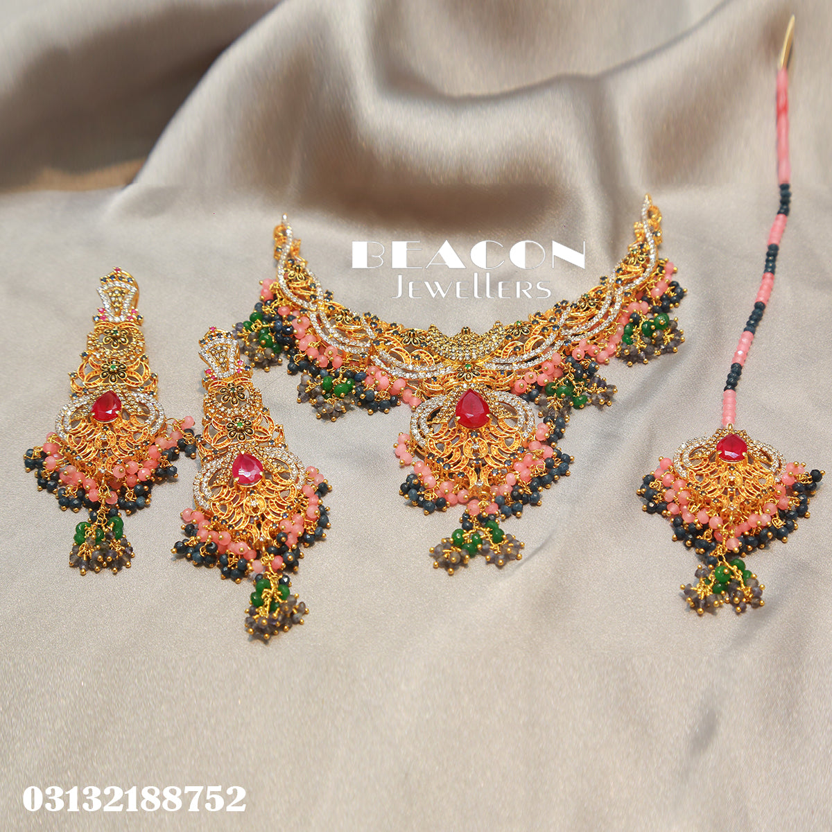 Necklace with Bindi and Earrings 30