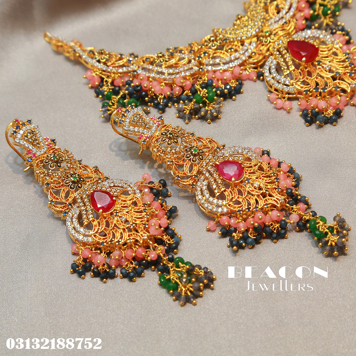 Necklace with Bindi and Earrings 30