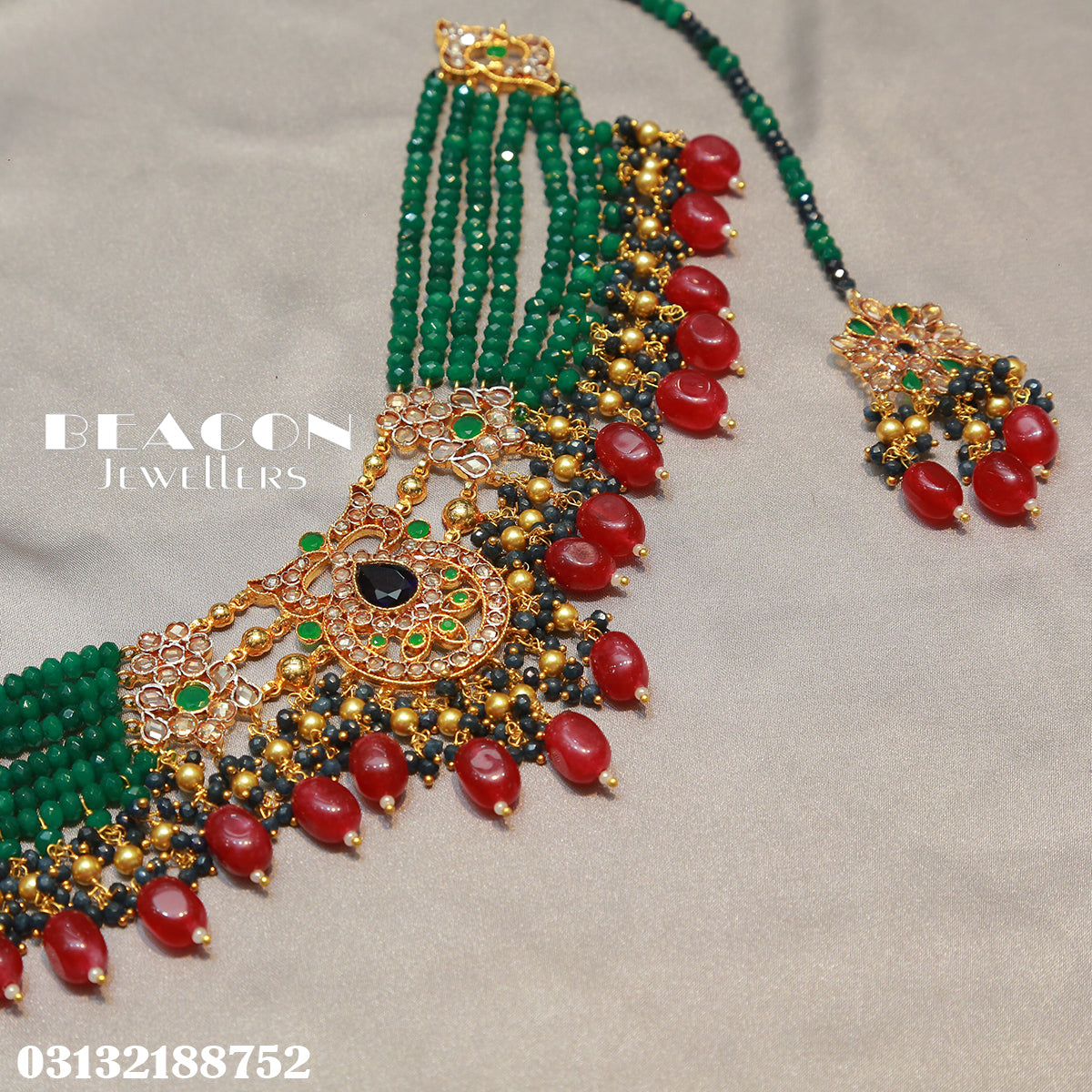 Necklace Set With Earrings TIka
