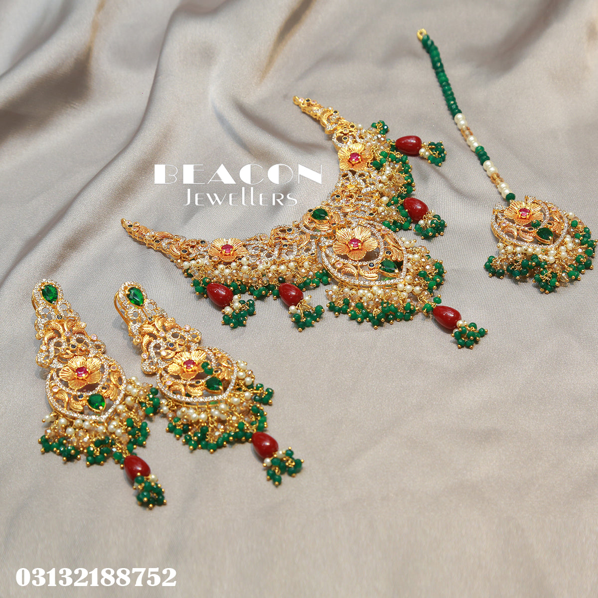 Necklace with Bindi and Earrings 37