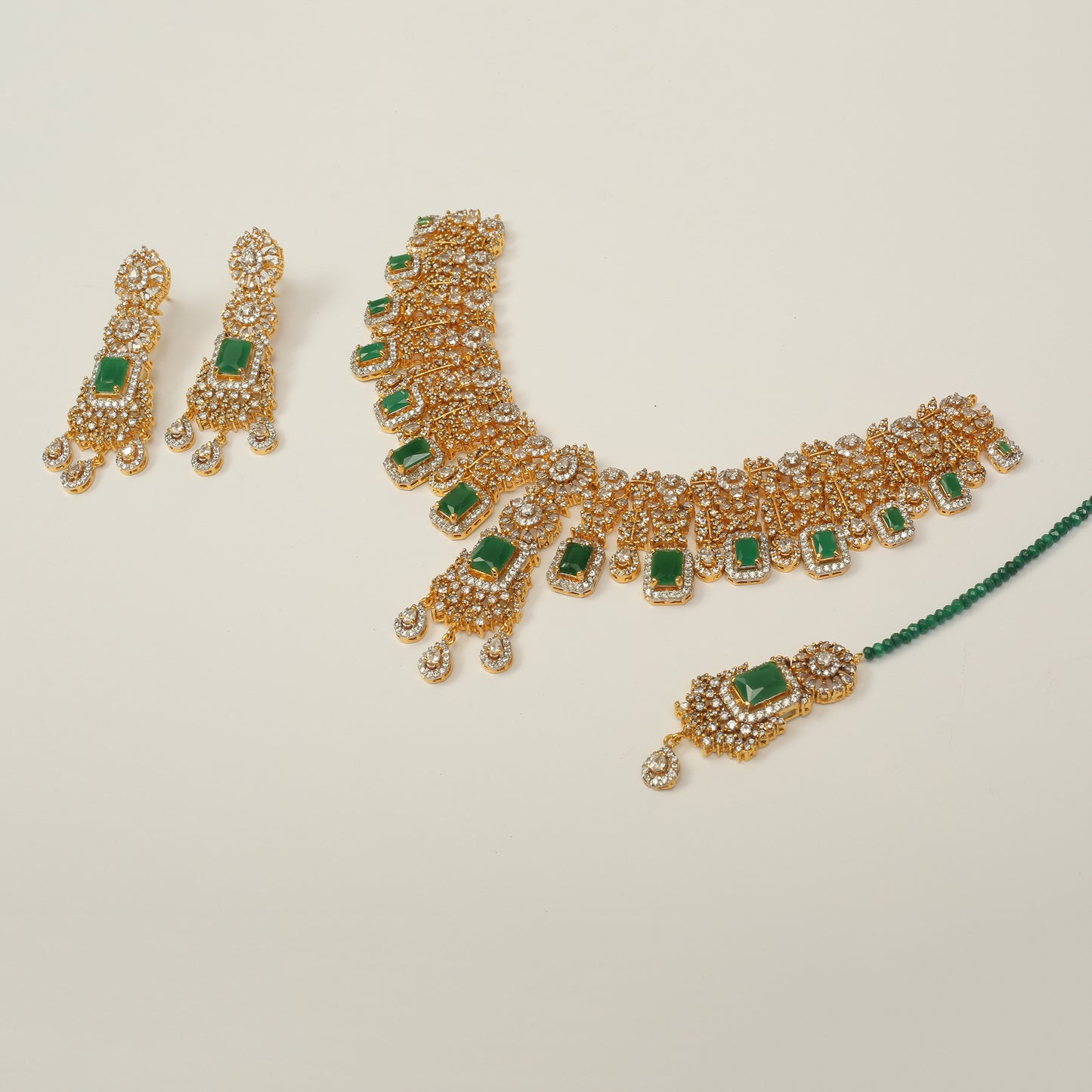Necklace Set With Earrings Tika