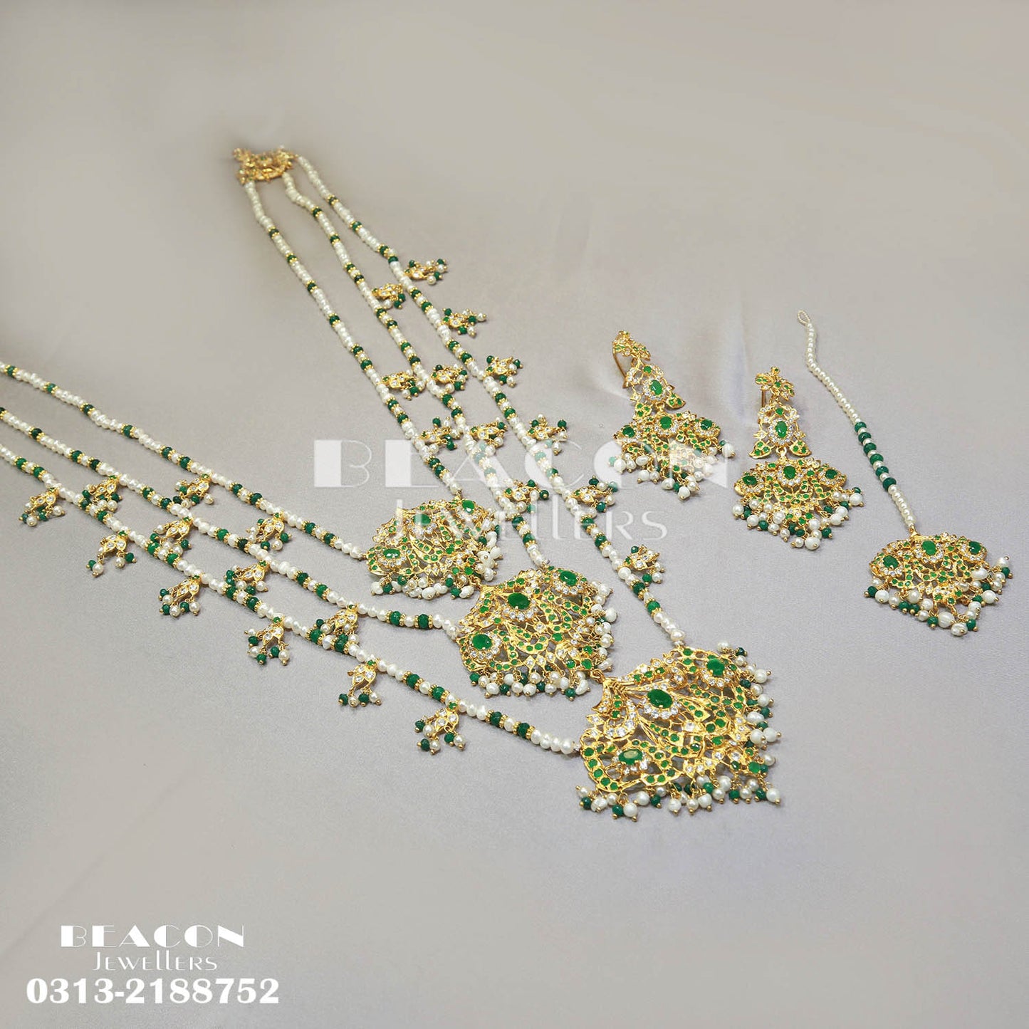 Maala with Bindi and Earrings 06