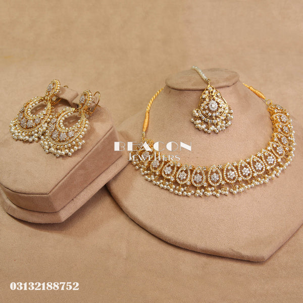 Necklace with Bindi and Earrings 75