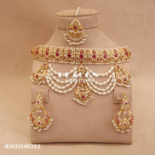 Choker with Bindi and Earrings 17