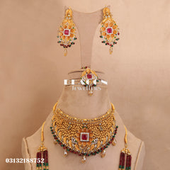 Necklace Maala Bindi and Earrings 02