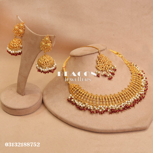 Necklace with Bindi and Earrings 77