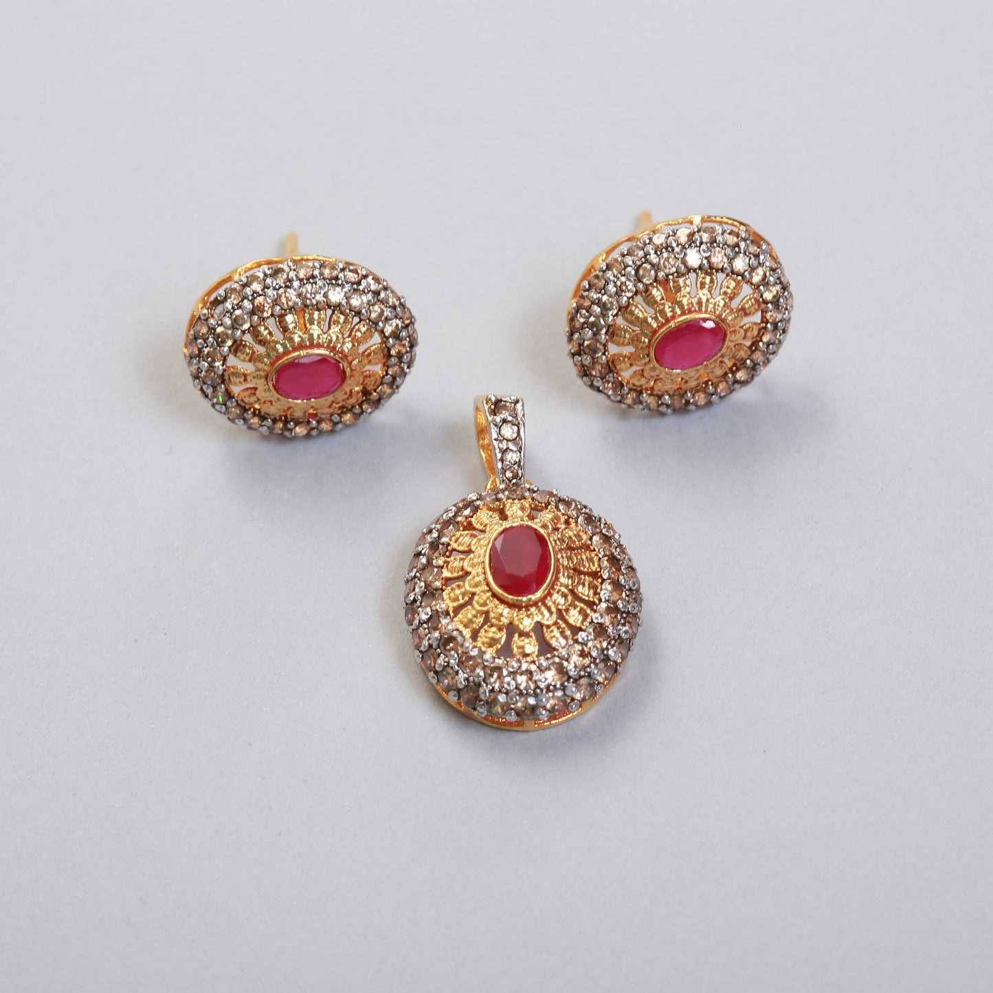 Pendant Set BA1067