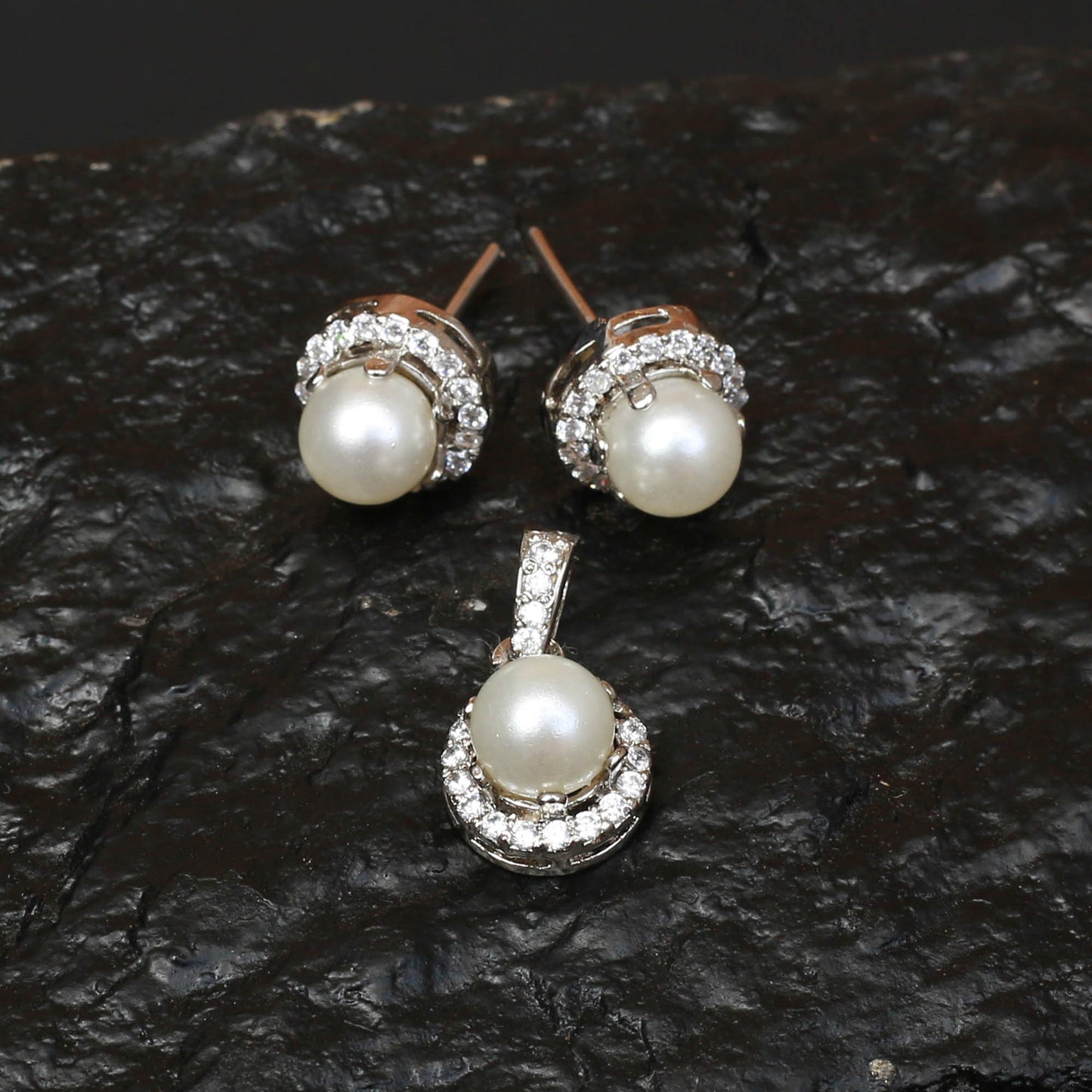 Pendant Set