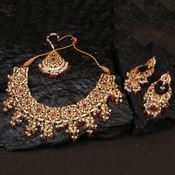 Necklace Set With Earrings and Tika