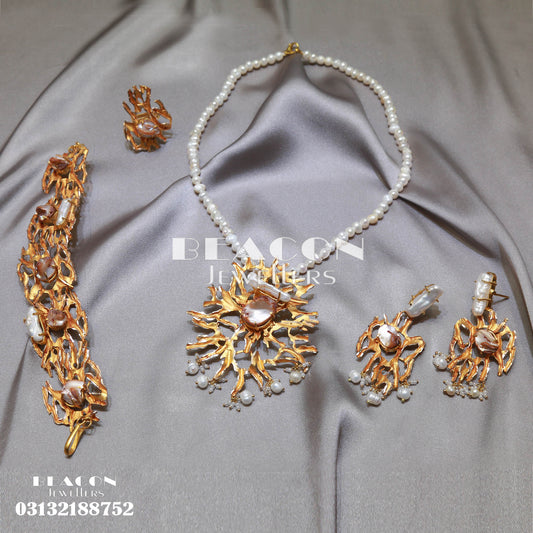 Necklace Ring Bracelet and Earrings 01