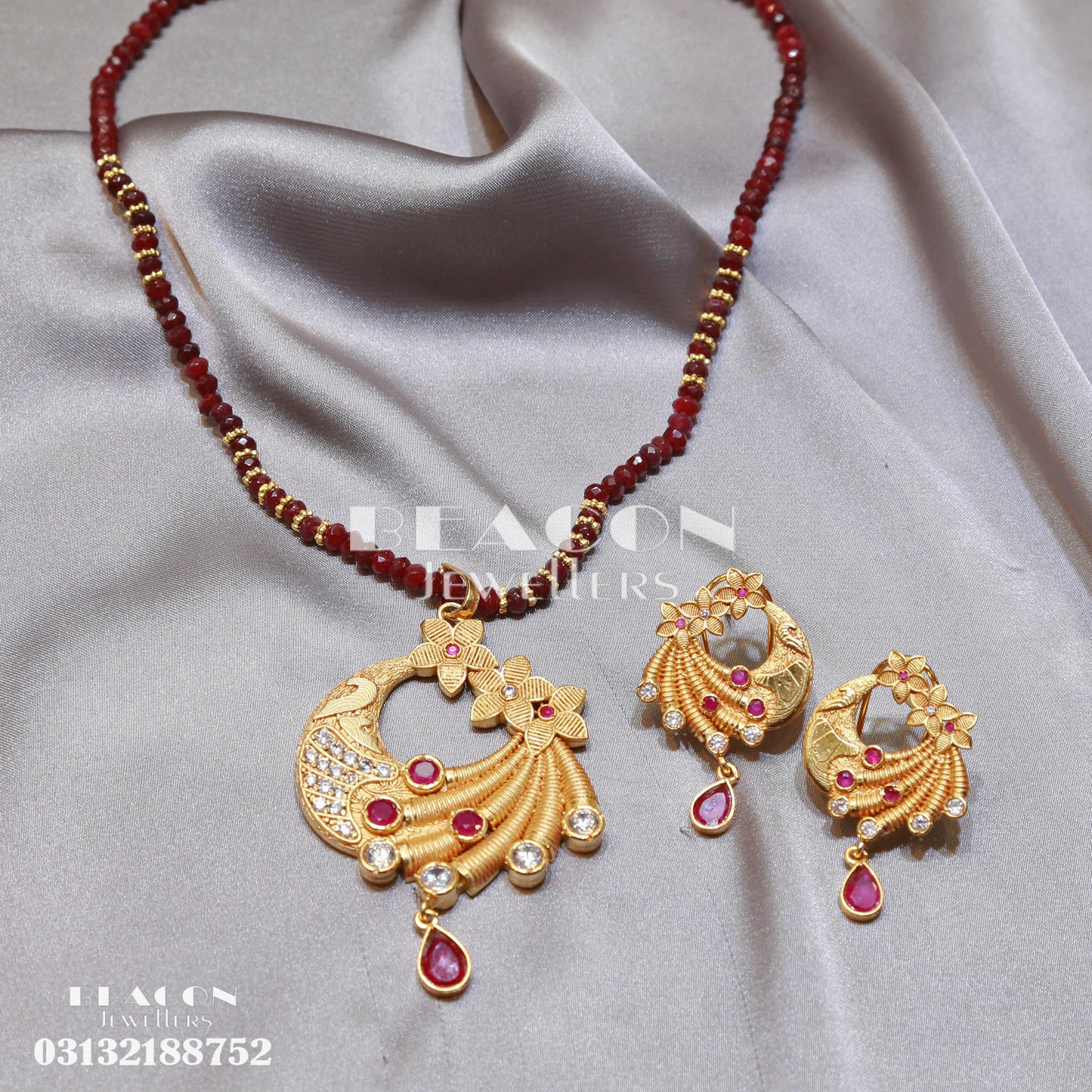 Necklace and Earrings 64