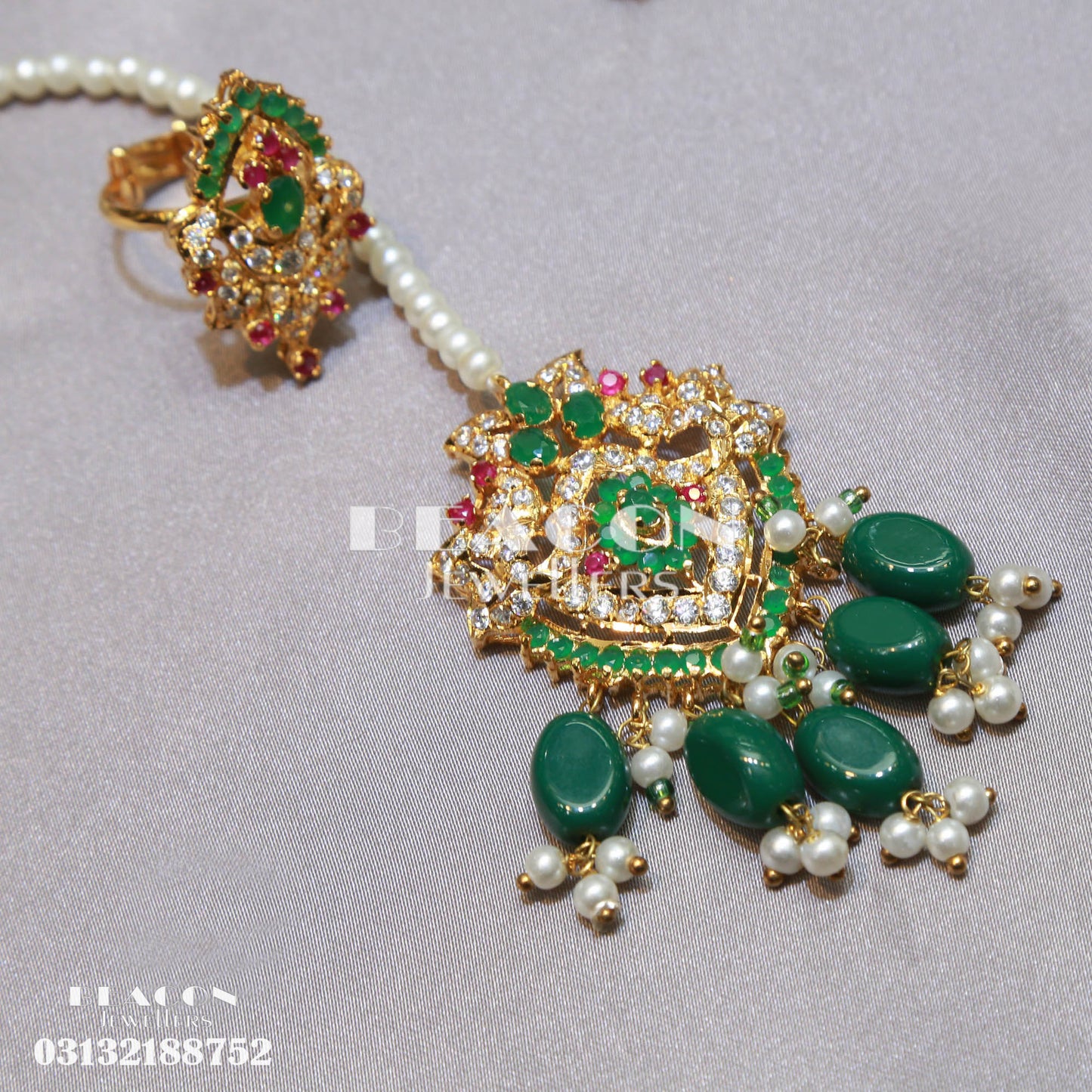 Choker Ring Bindi and Earrings 04