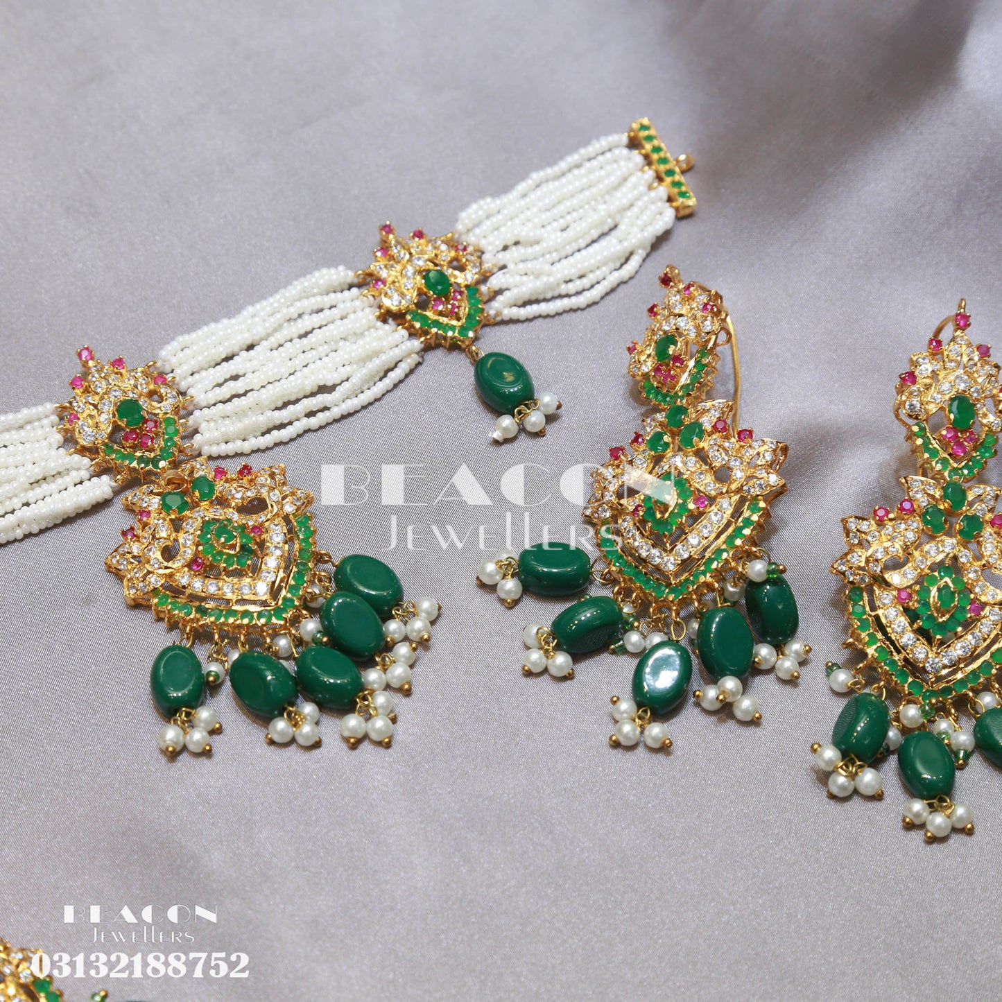 Choker Ring Bindi and Earrings 04