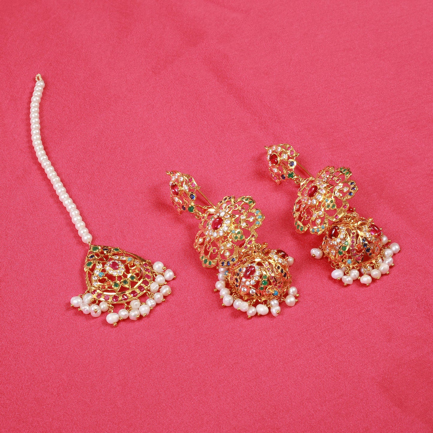 Maala Ring Bindi and Earrings