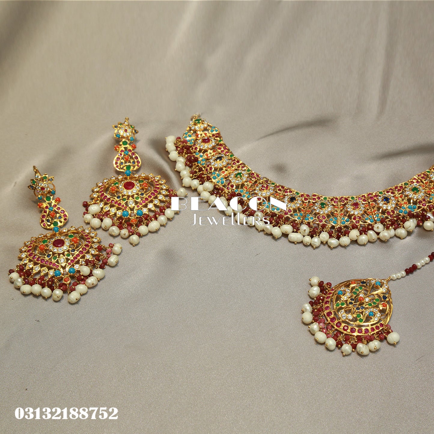 Choker Maala Bindi Jhoomer and Earrings 04