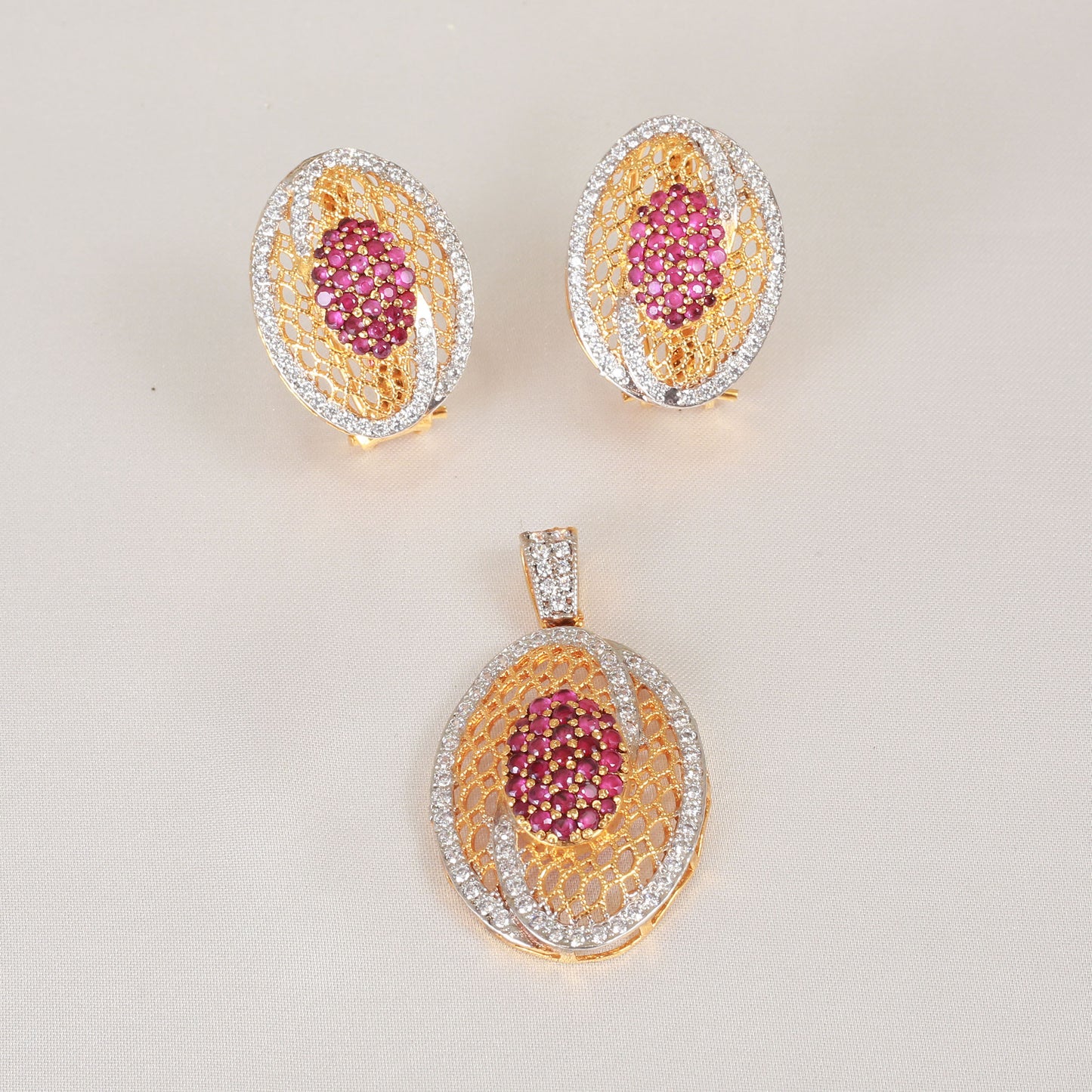 pendant set