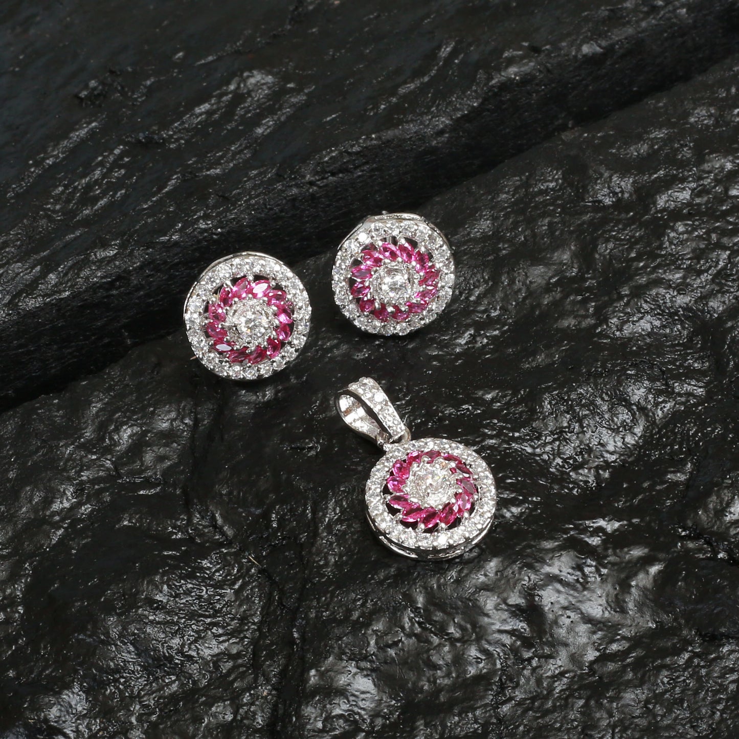 pendant set