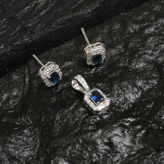 pendent set