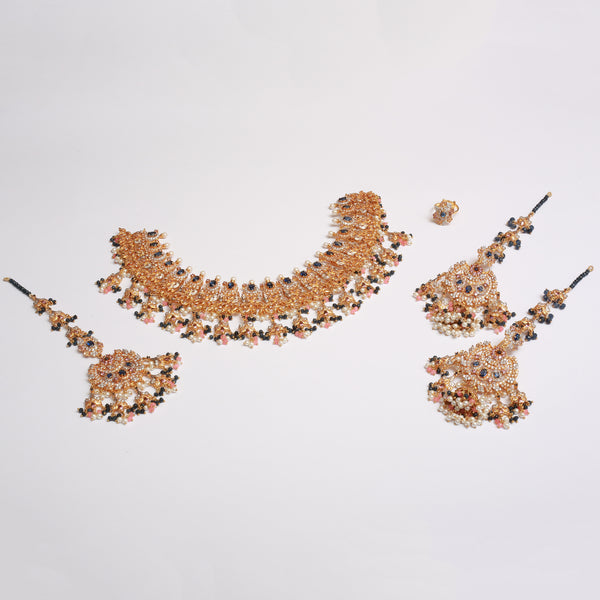 Necklace Set With Earrings Tika