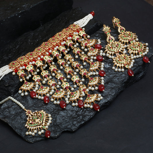 Necklace Set With Earrings Tika