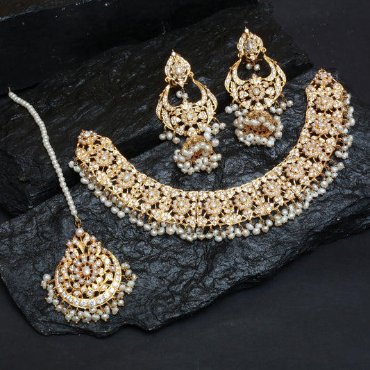 Necklace Set With Earrings Tika
