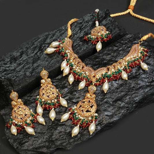 Necklace Set With Earring and Tika.