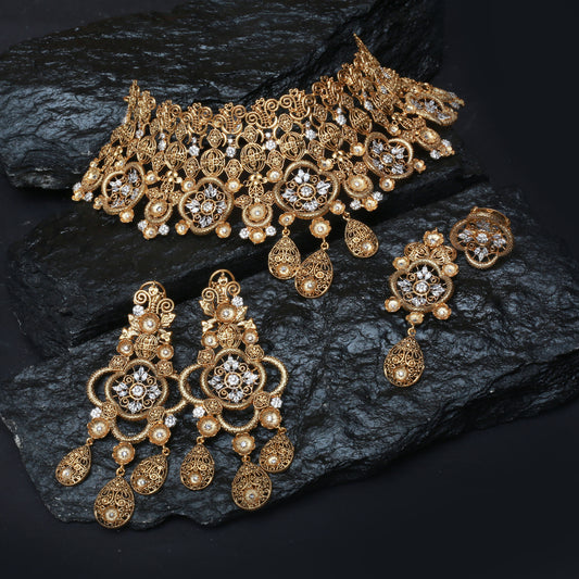 Choker Set With Tika Earrings