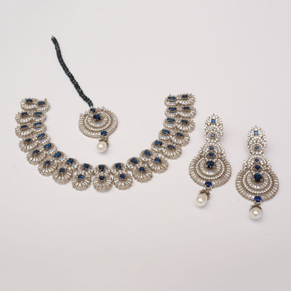 Necklace Set With Earrings TIka