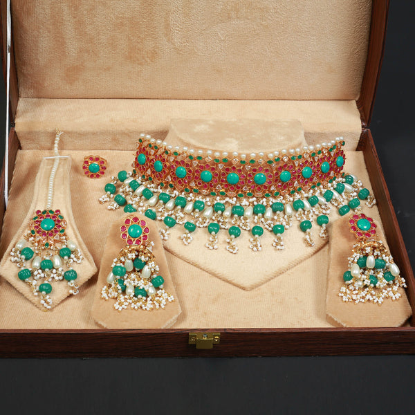 Necklace Set With Earring and Tika ,Ring.