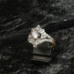 Alternative view of Ring0035