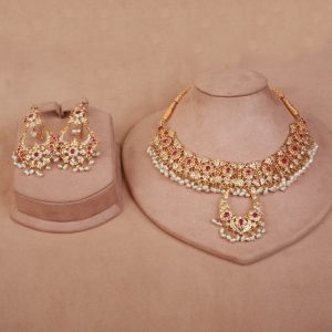 Alternative view of Bridal Set