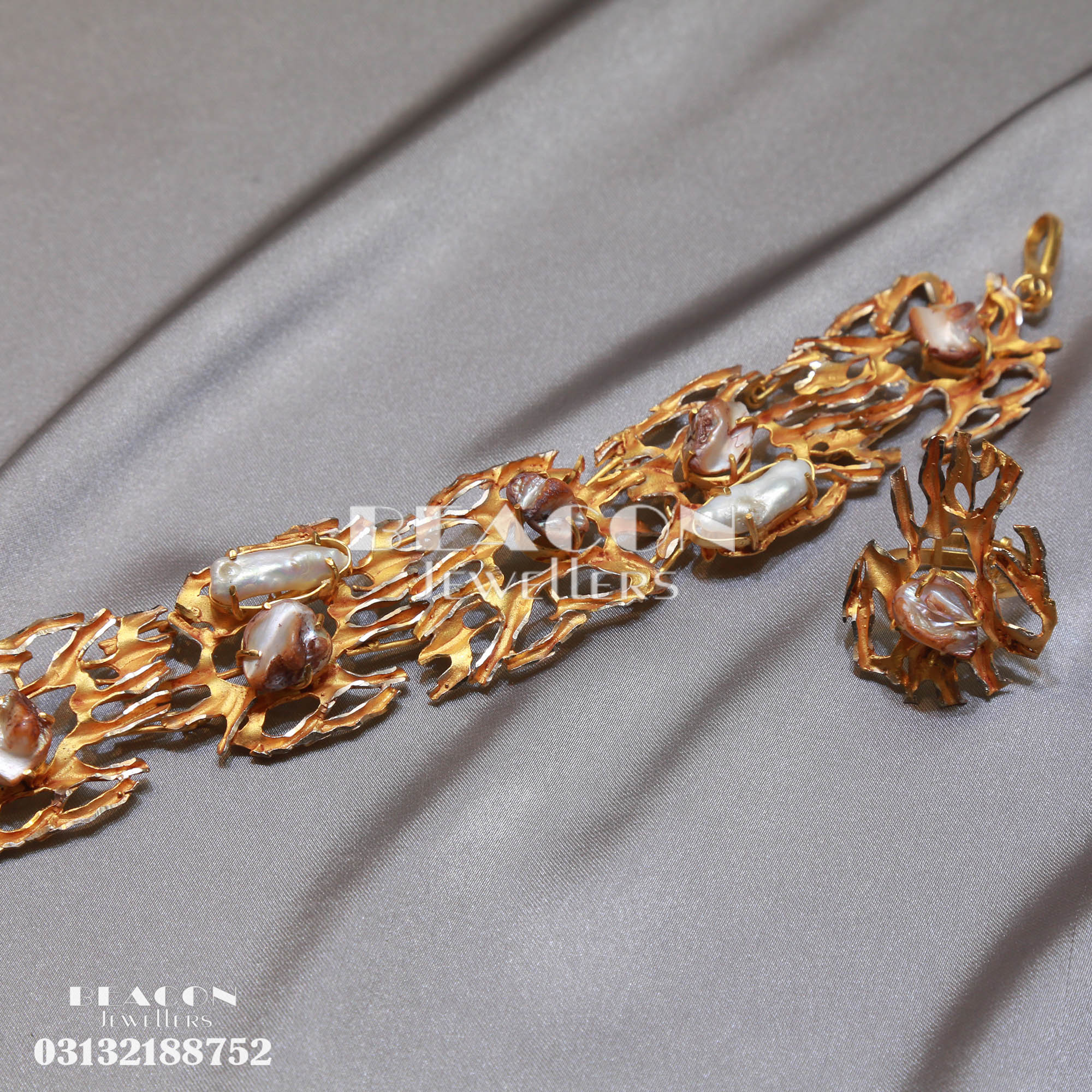 Alternative view of Antique Jewelry