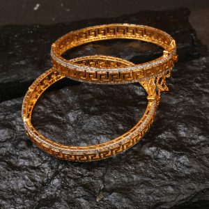 Alternative view of Bangles