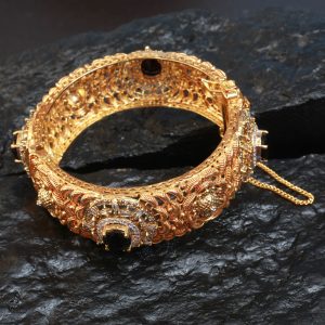 Alternative view of Bangles