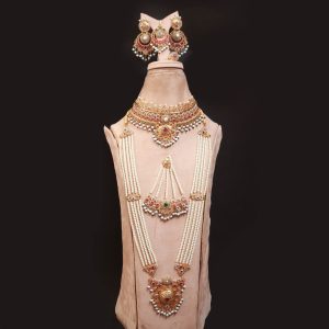 Nauratan Bridal Set Barat