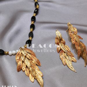 Alternative view of Antique Jewelry