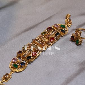Alternative view of Antique Jewelry