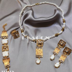 Antique Jewelry