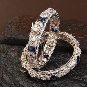 Alternative view of Bangles