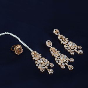 Alternative view of Bridal Set
